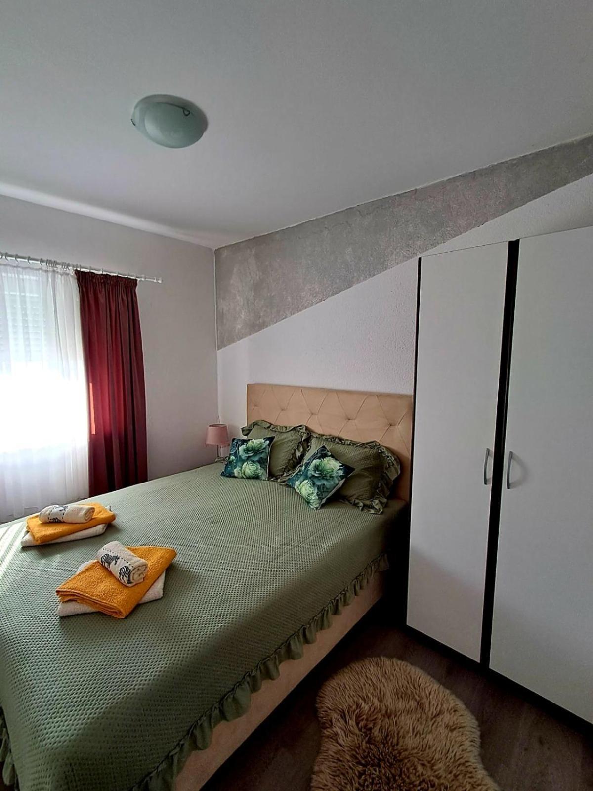 Miroslav Apartment Baska  Exterior photo