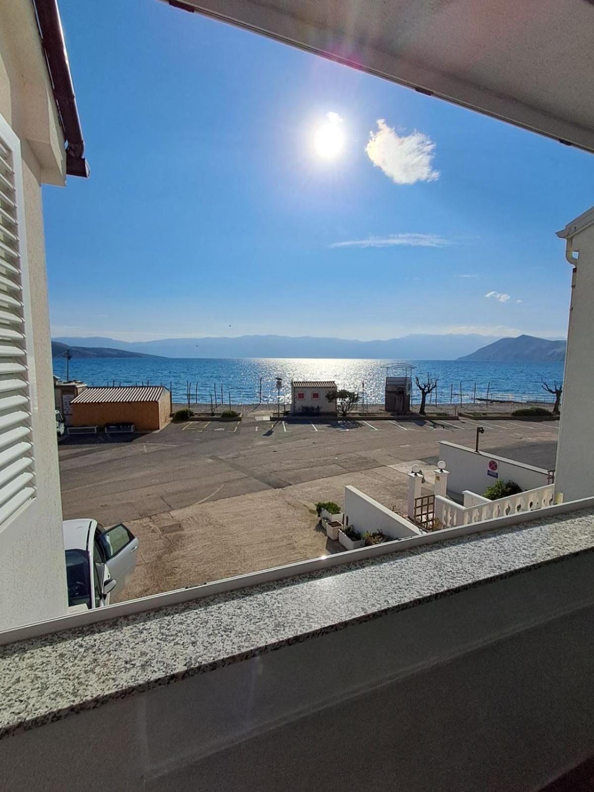Miroslav Apartment Baska  Exterior photo